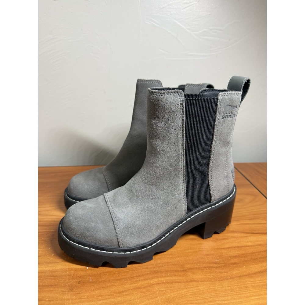 NWOT SOREL Joan Now Chelsea Women's Sz 7 Casual Boots Quarry/Black